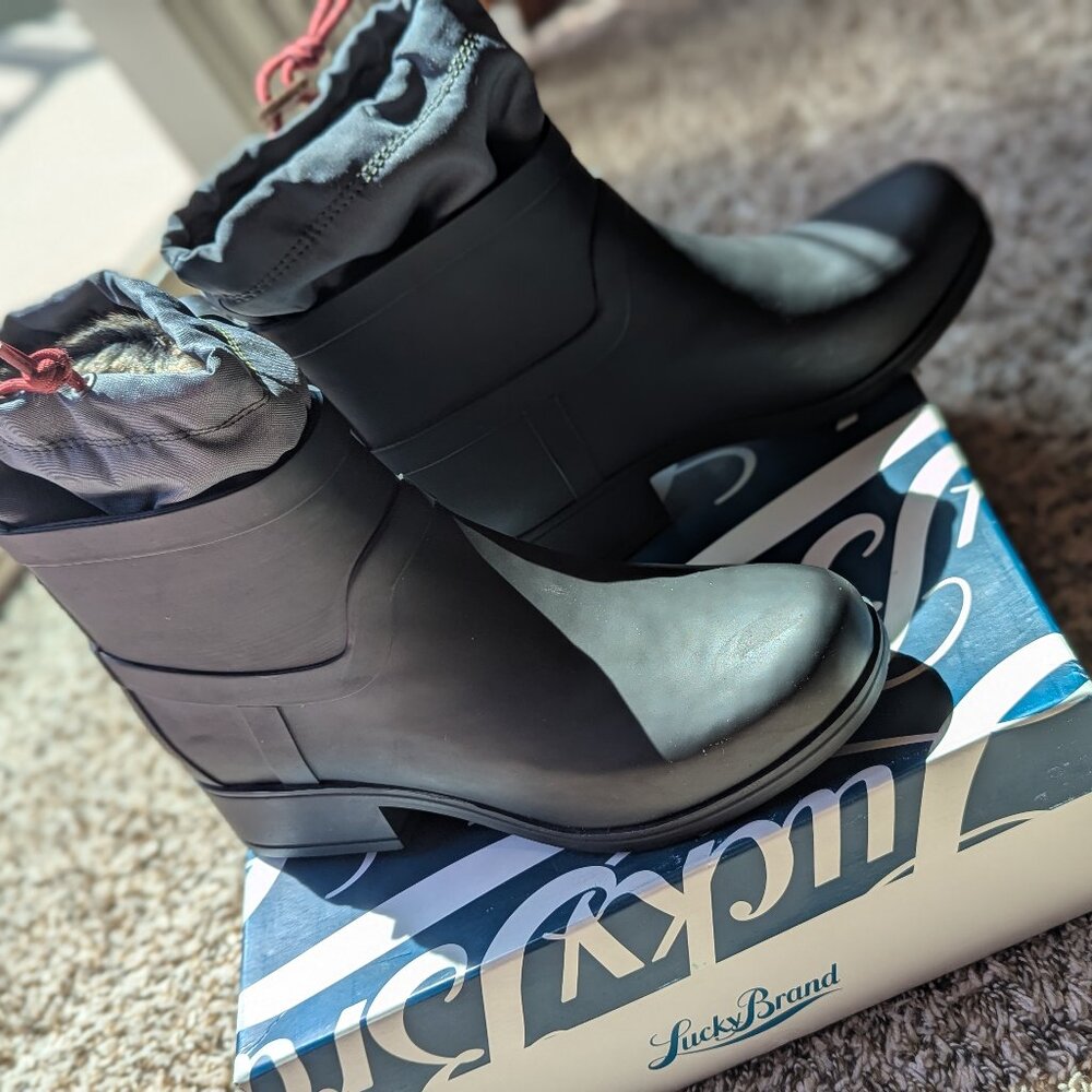 Lucky Brand Women's Rubber Boots Size 9